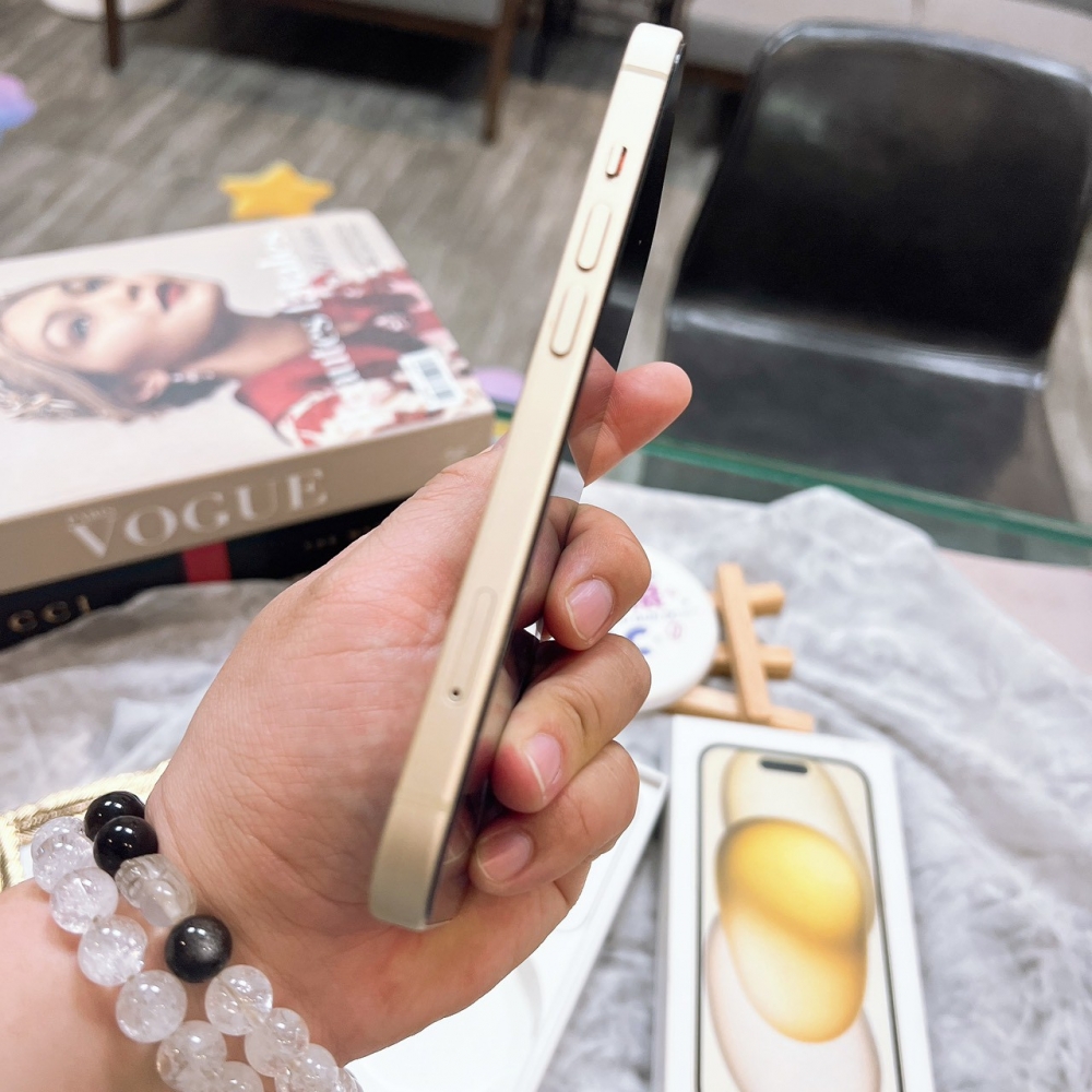 iPhone15 256G 黃色*04990（店家保固365天）