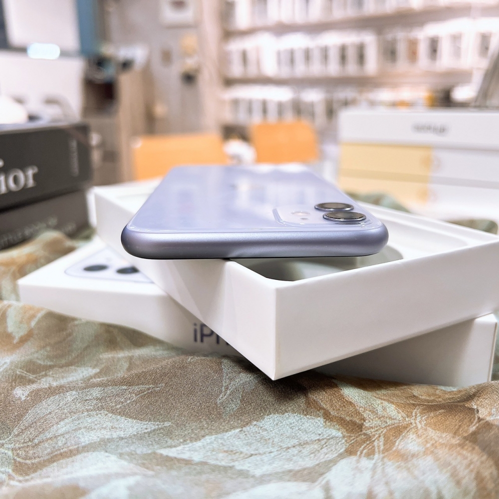 二手 iPhone11 64G 紫*13836(店家保固90天)