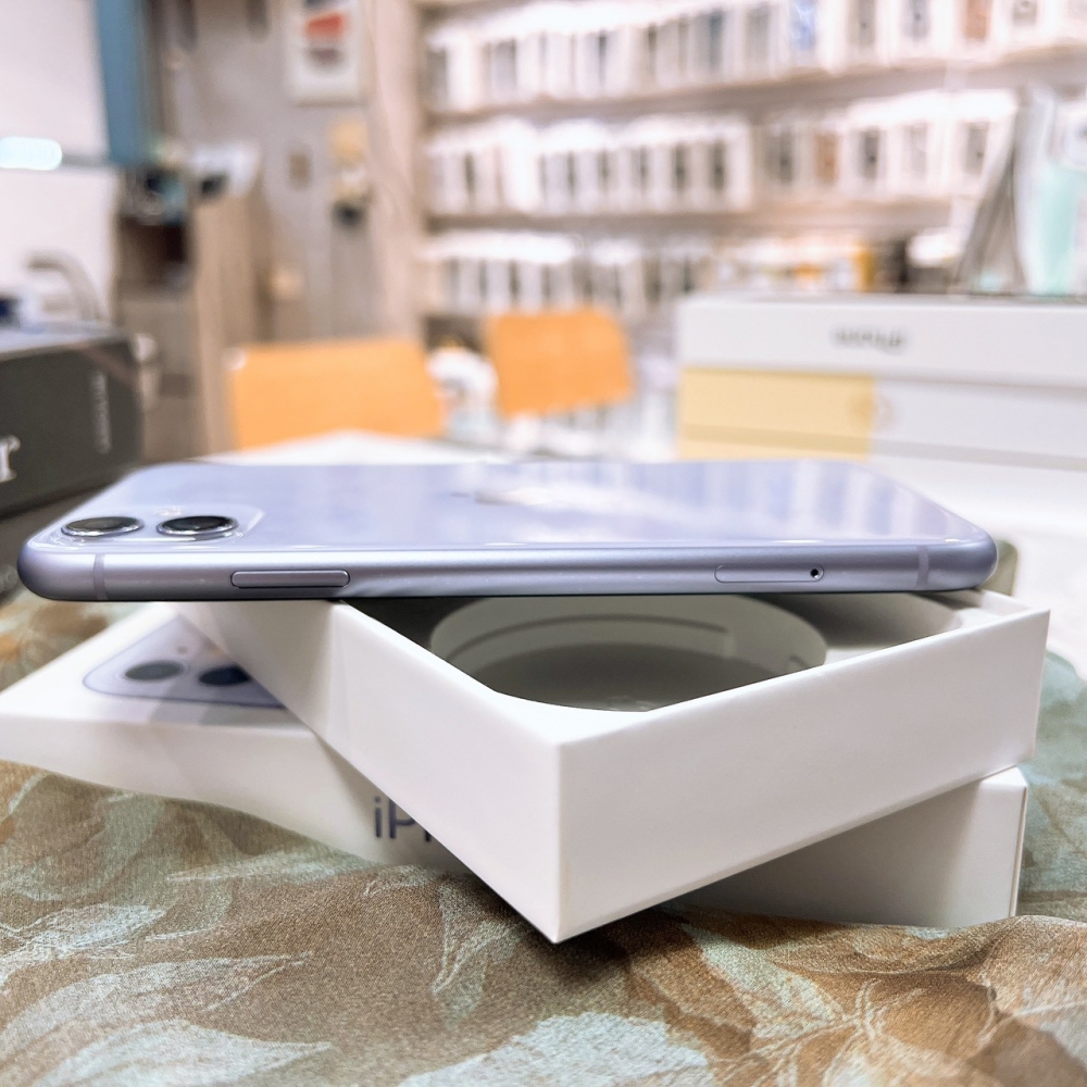 二手 iPhone11 64G 紫*13836(店家保固90天)