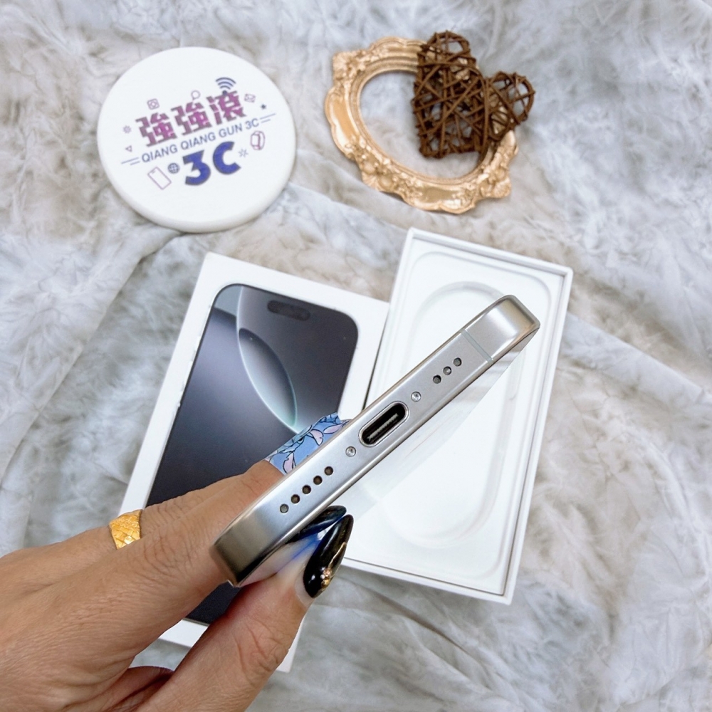 歸仁-二手iphone 16 pro 128G 白色＃71367（店保365天）