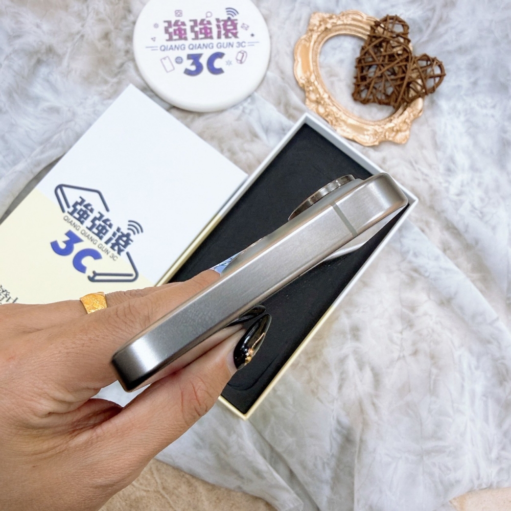 歸仁-二手iphone 15 pro 256G原鈦色＃32264（店保365天）