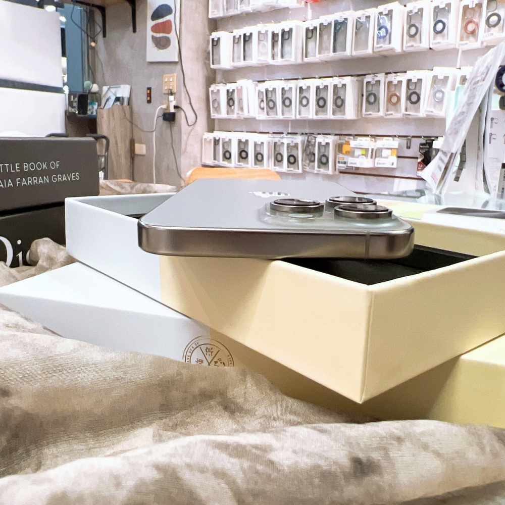 二手-iPhone16ProMax 256G 原*28055(店家保固365天)