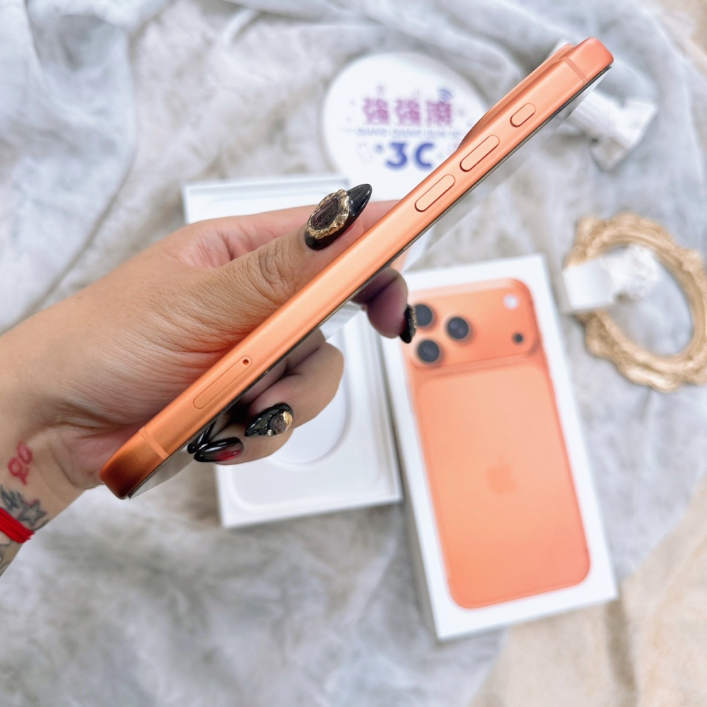 歸仁-二手iPhone 17 pro max 256G 橘色#89250(原廠保內)