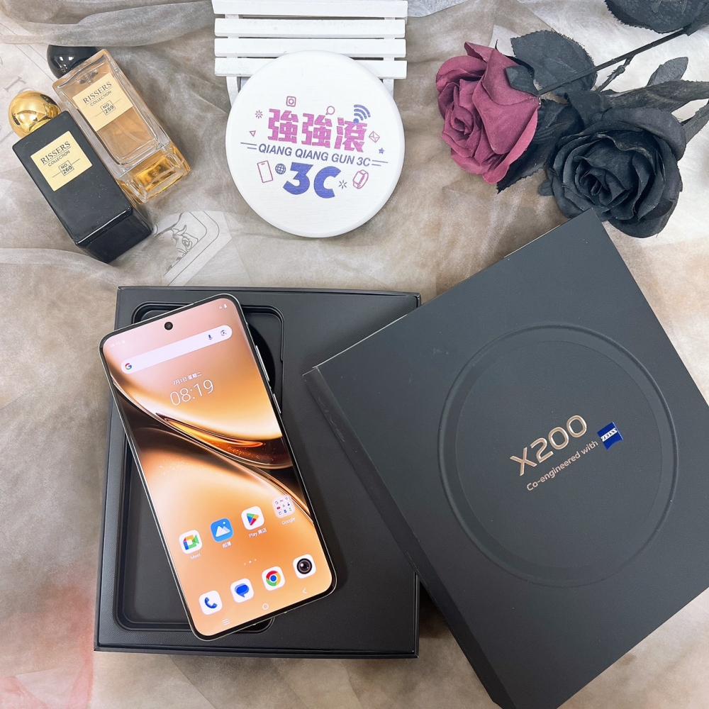 佳里-二手 VIVO X200 12+256G 白*93733（店保90天）