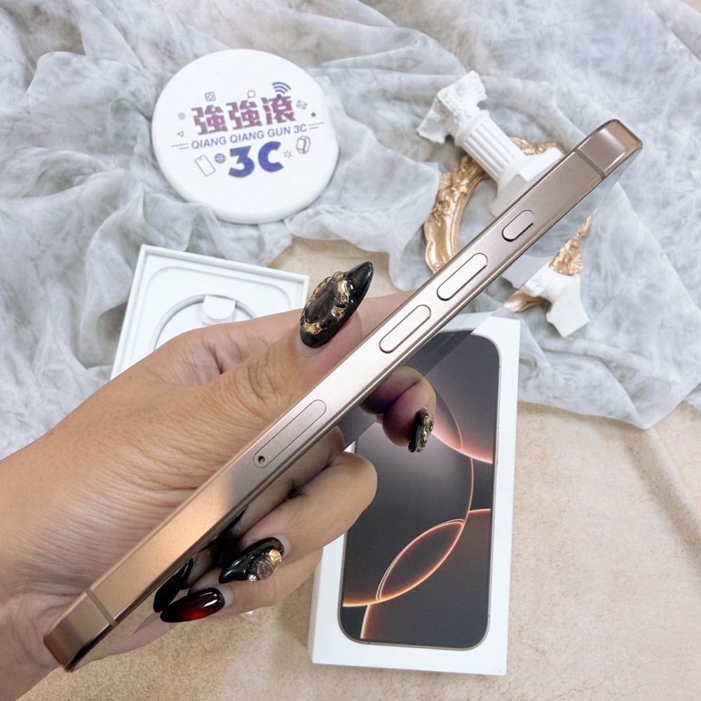 歸仁-二手iPhone16 Pro 256G 金色＃68499(店家保365天)