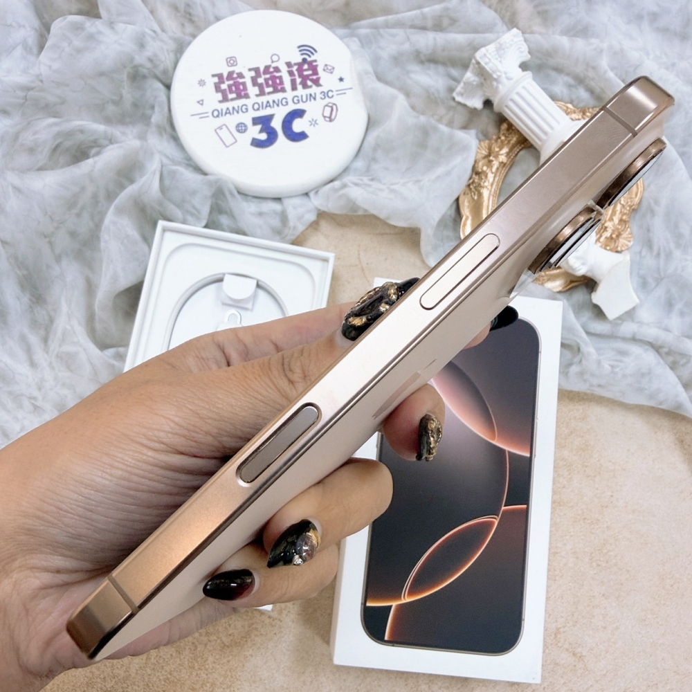 歸仁-二手iPhone16 Pro 256G 金色＃68499(店家保365天)