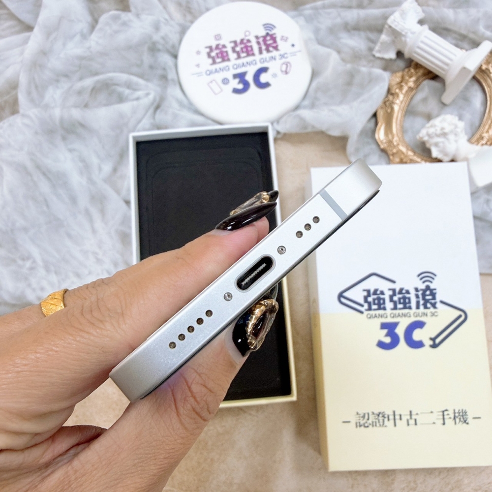 歸仁-二手iPhone16E 128G白色＃40399(原廠保內)