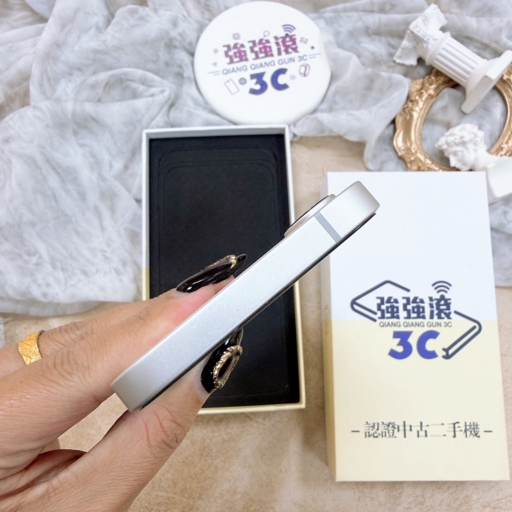 歸仁-二手iPhone16E 128G白色＃40399(原廠保內)