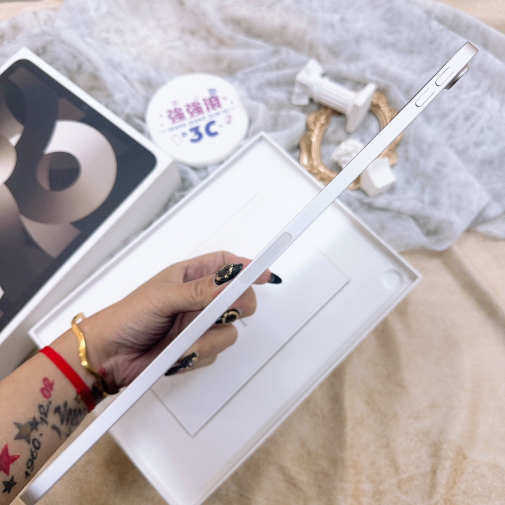 歸仁-二手iPad Air 5 64G 銀色＃CG6G2(店保30天)