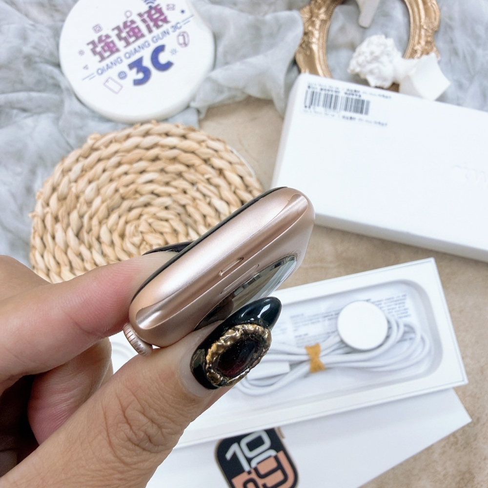 歸仁-二手Apple Watch S10 46MM 玫瑰金色＃VF067(店保30天)