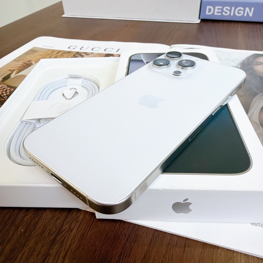 鹽行-二手 iPhone16 promax 256G 白色#60396（原廠保內）