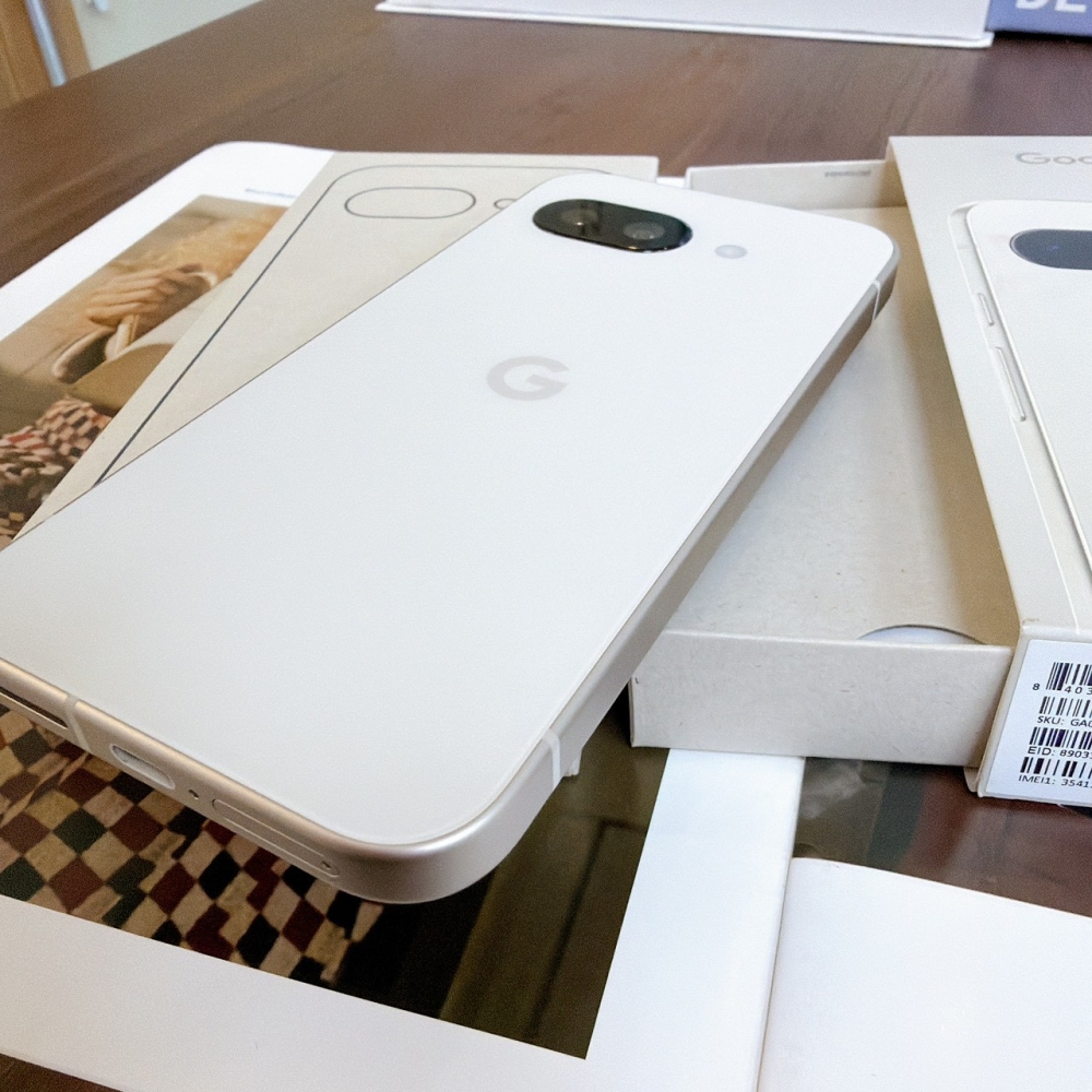 鹽行-二手 Goole pixel 9a 128G 米色#94561 （原廠保內）