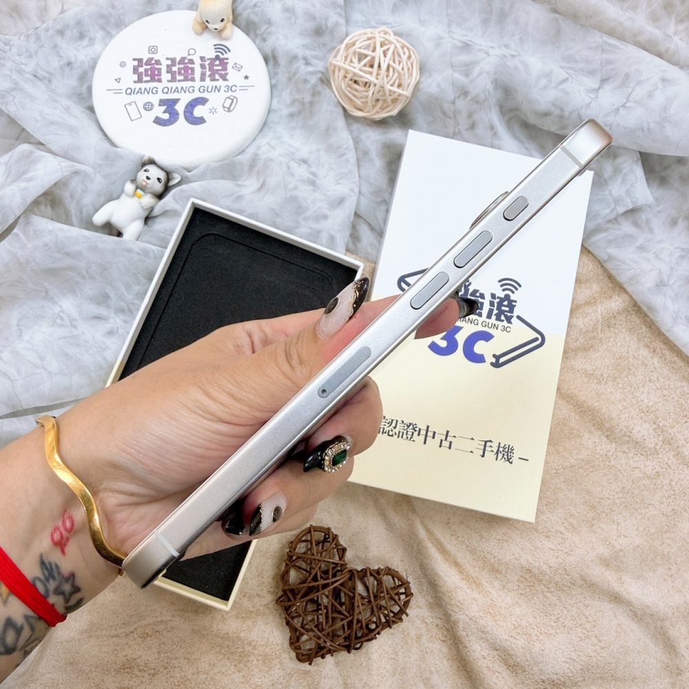 歸仁-iPhone16Pro Max 256G 白色＃47765(店家保365天)