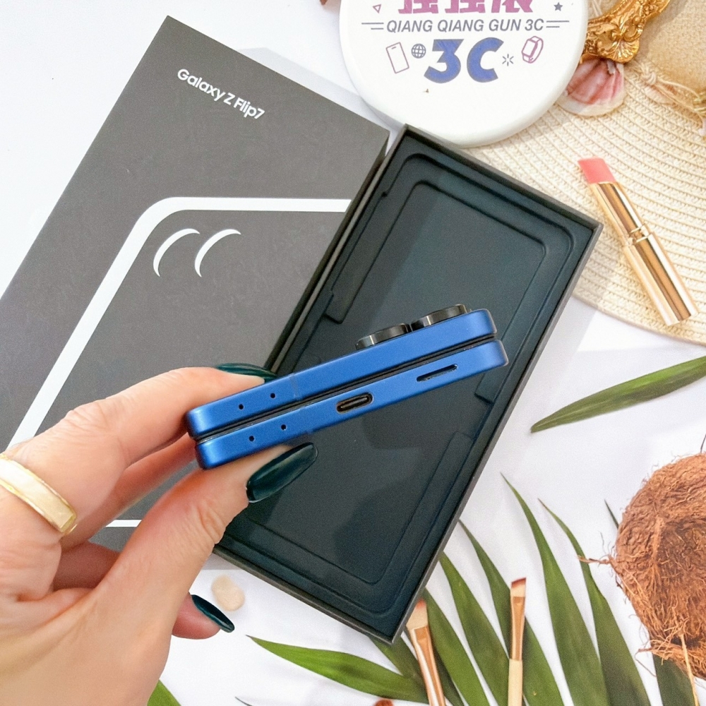 善化-二手三星 Z Flip7 12+256G 藍色*34165（原廠保固）
