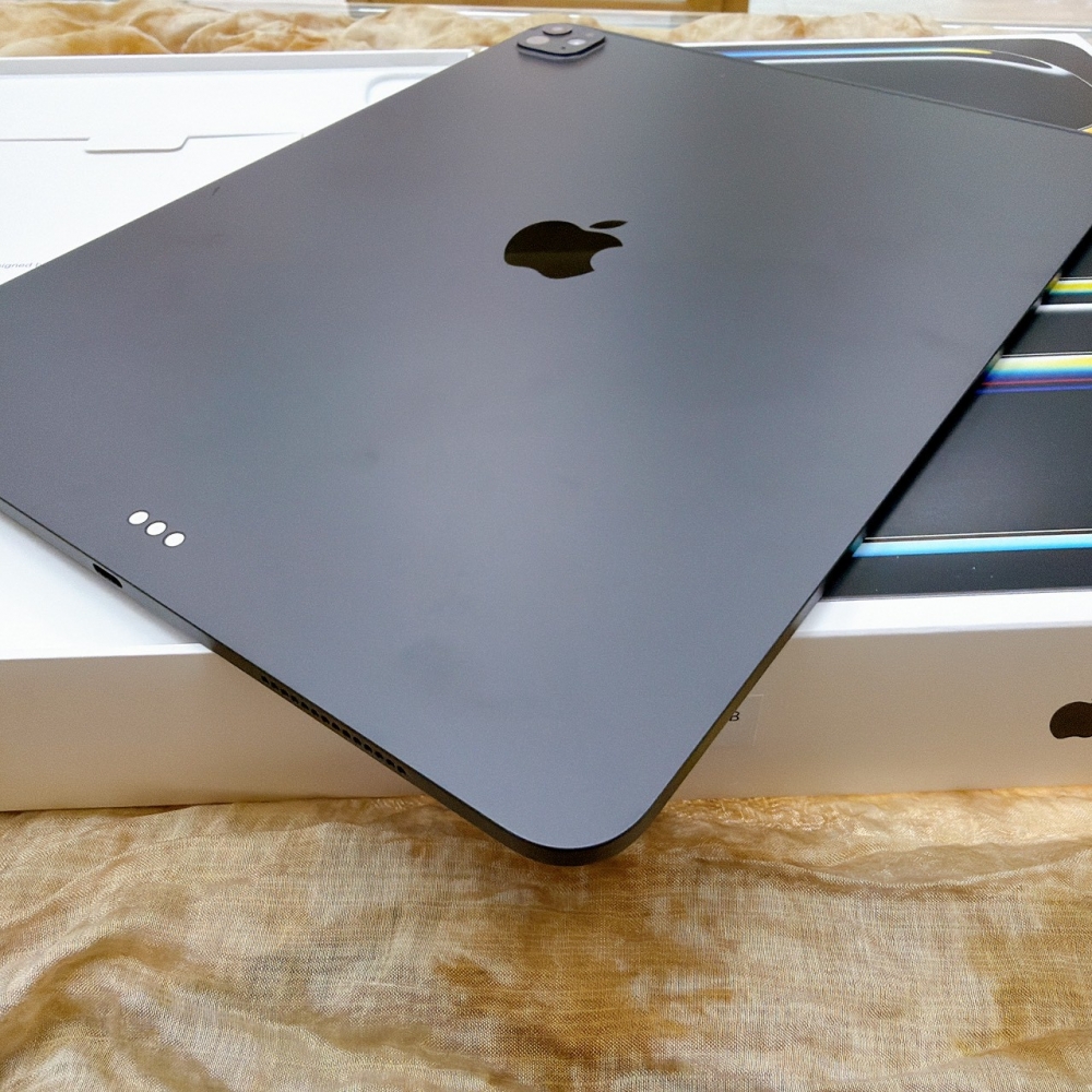 鹽行-二手ipad pro M5-256G 13吋 黑色 #D4CQP（原廠保內）