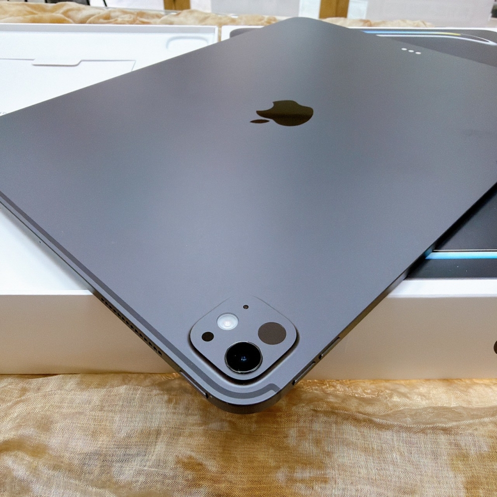 鹽行-二手ipad pro M5-256G 13吋 黑色 #D4CQP（原廠保內）