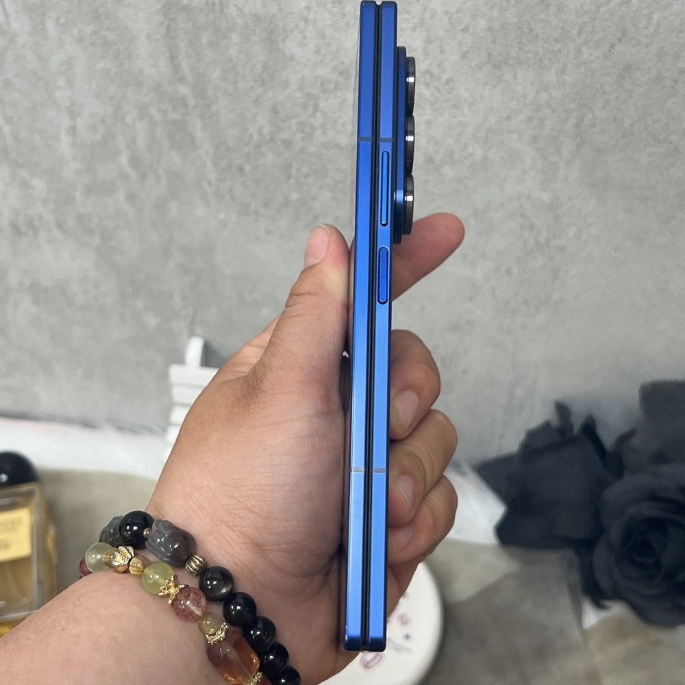 佳里-二手 三星Z Fold7 12+512G 藍色*48612(原廠保固)