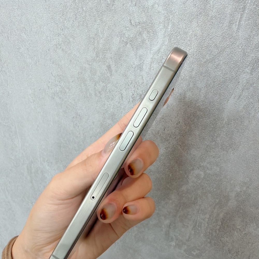 鹽行-二手 iphone 15pro 256G 原色 #96769（店家保固365天）