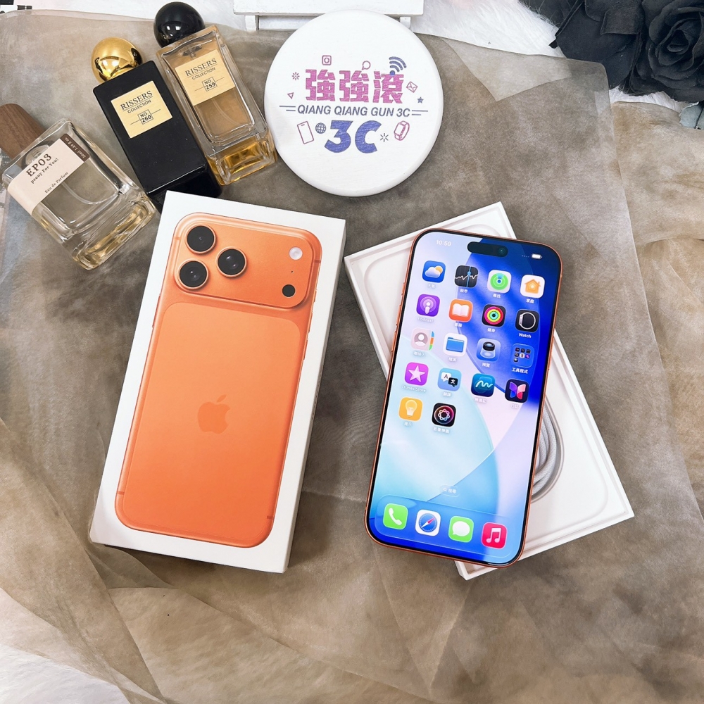 佳里-二手iPhone 17 pro max 256 橘色#16793（原廠保內）
