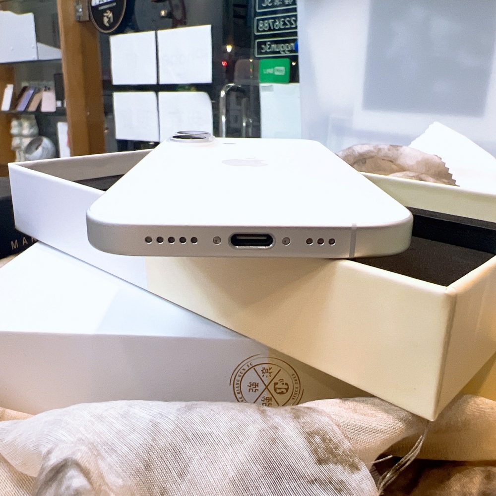 二手 iPhone16 128G 白色*83908(店家保固)