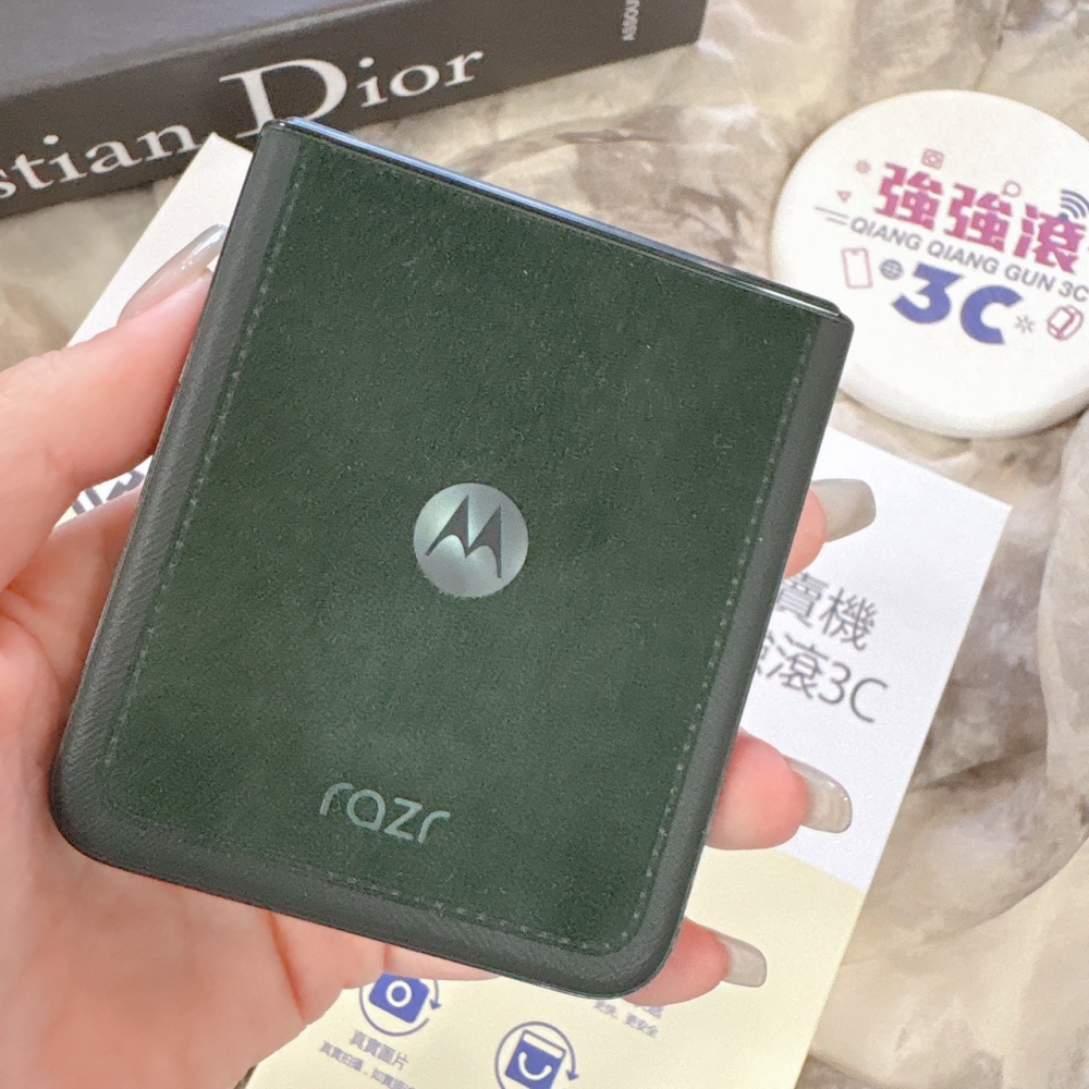 二手Moto Razr 60 Ultra 12+512G 綠色*68096