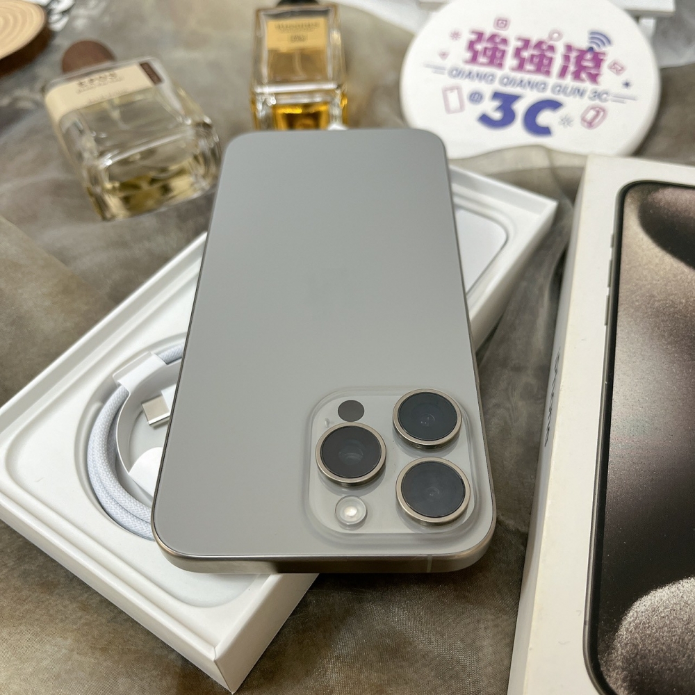 佳里-二手iPhone15 Pro Max 256G 原色 #24953（店保365天）