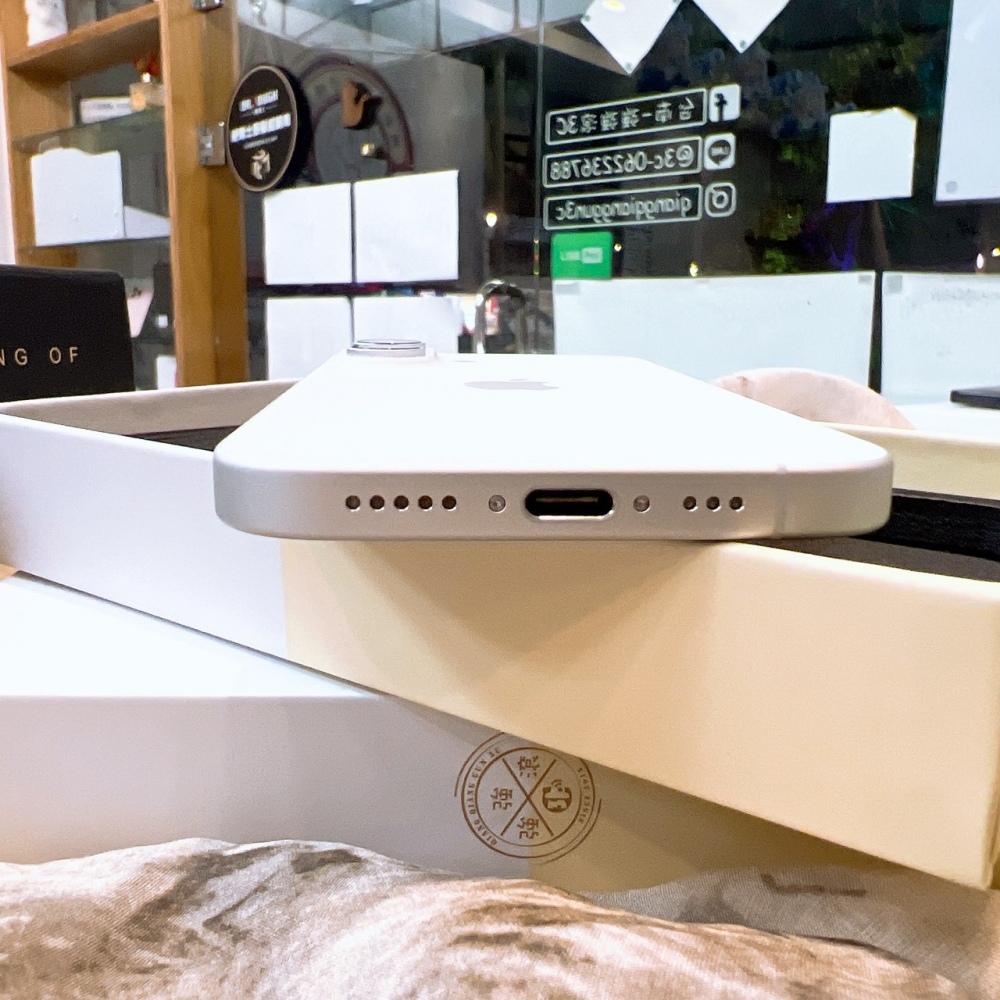 二手 iPhone16 256G 白色*71696(店家保固)