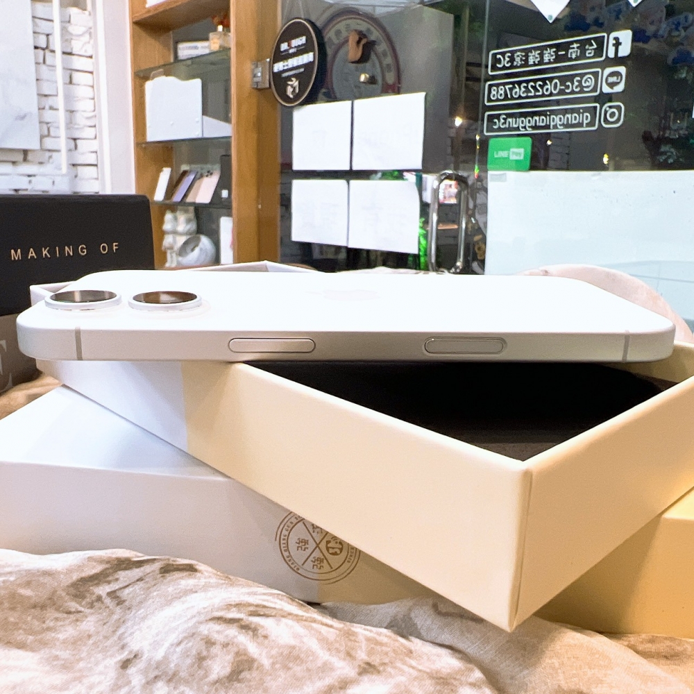 二手 iPhone16 256G 白色*71696(店家保固)