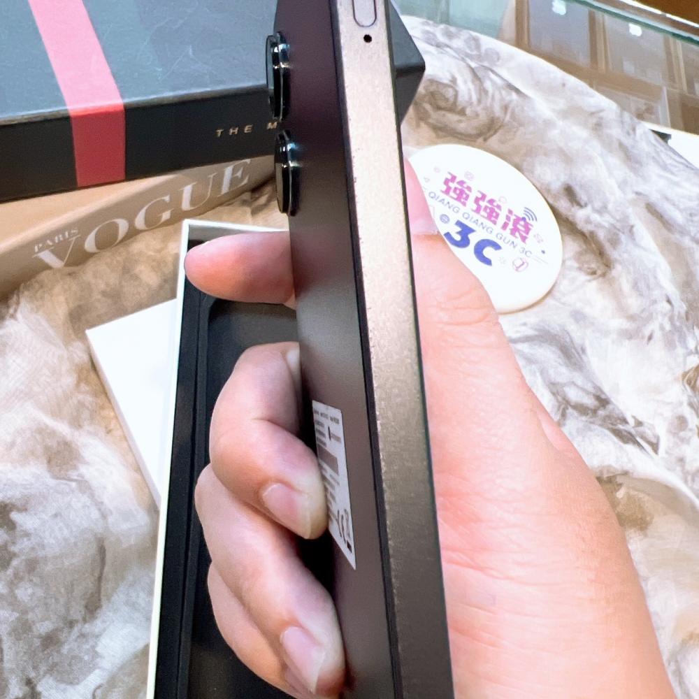 二手 REALME 10 PRO 8+256G 黑*46019(店家保固90天)