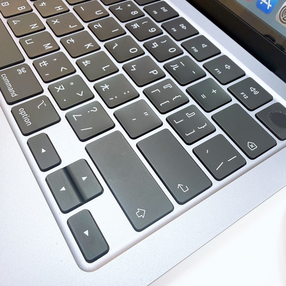 歸仁-Macbool air M2 13吋 8+256G 灰色#XQKH3(店家保90天)