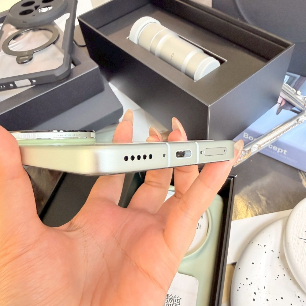 鹽行-二手vivo X300 Ultra16+1T綠色*66561(原廠保內）
