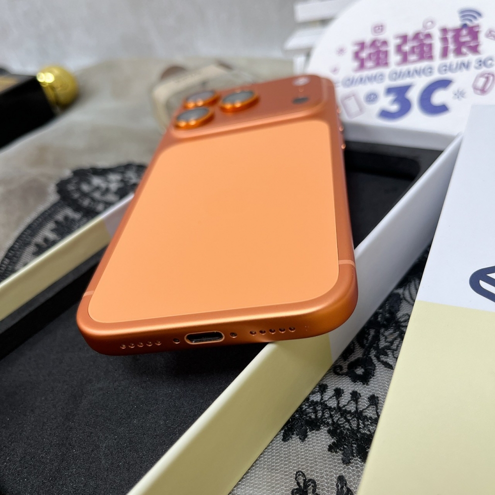 佳里-二手iPhone17 Pro 256G 橘色 #80199（原廠保固）