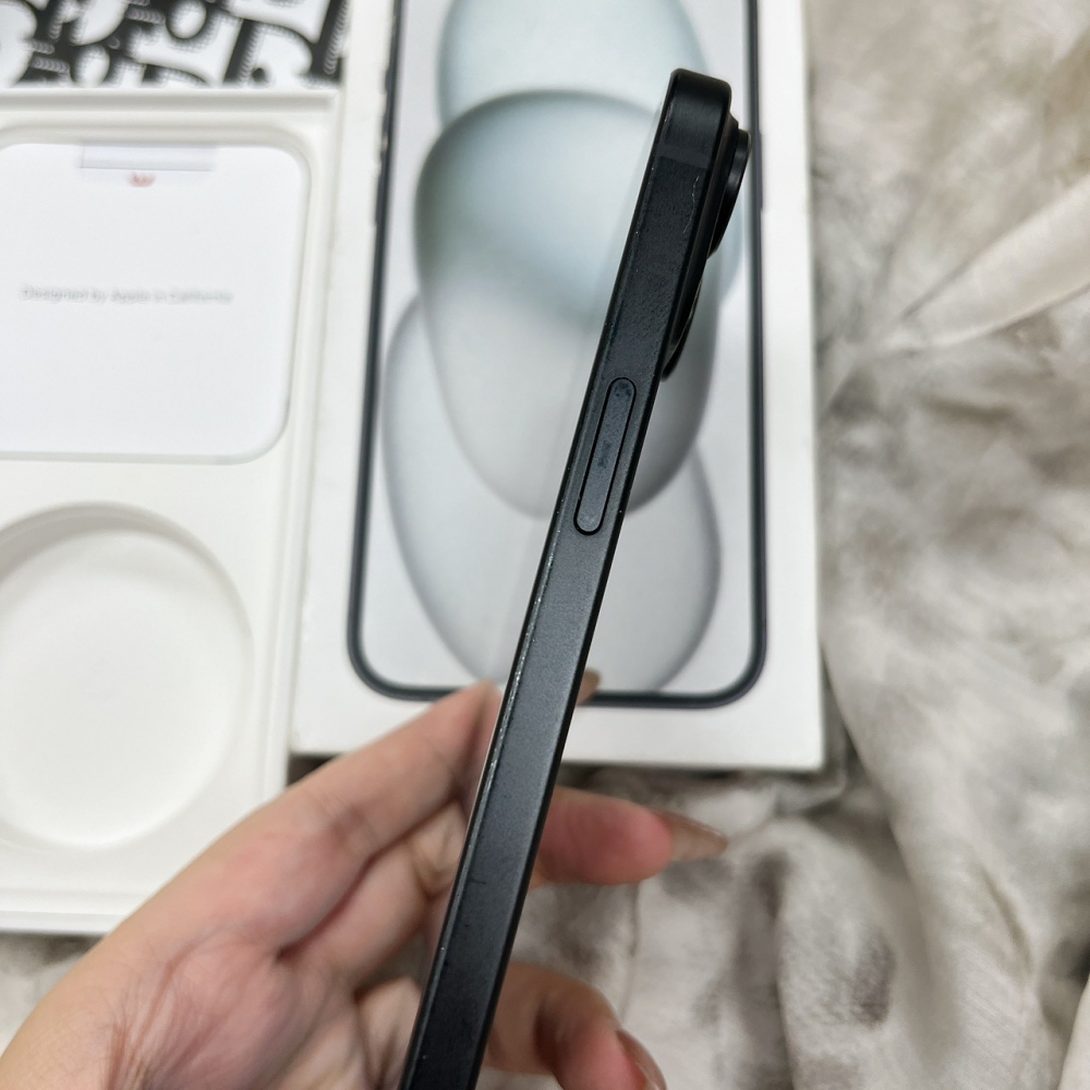 鹽行-二手 15 PLUS 256G 黑色#34172 （店家保固365）