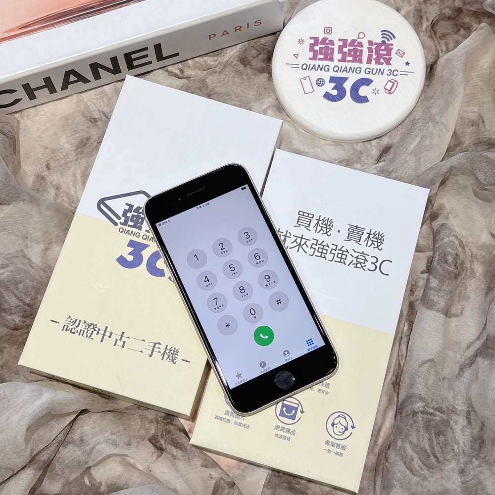 二手 iPhoneSE3 64G 白色*15272（店家保固）