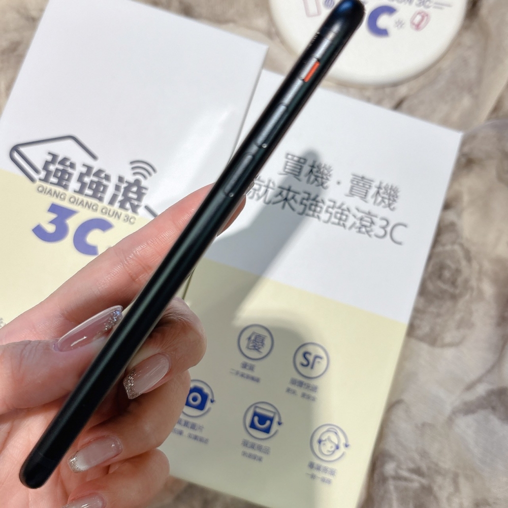 二手 iPhoneSE3 128G 黑色*70135（店家保固）