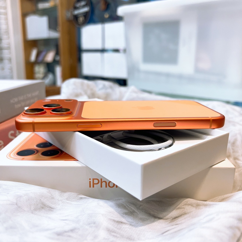 二手-iPhone17 Pro Max 256G 橘色 #52058(原廠保固)