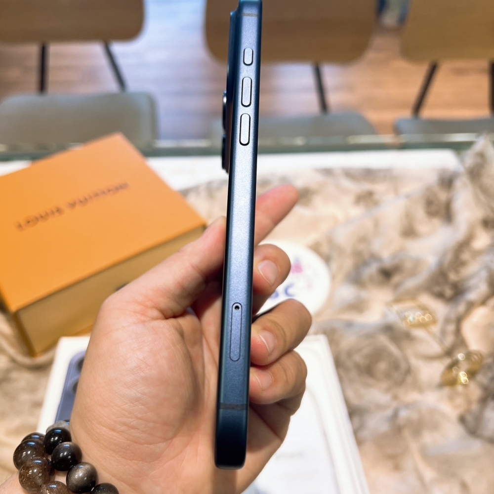 二手-iPhone17 Pro Max 512G 藍色 #18269(原廠保固)