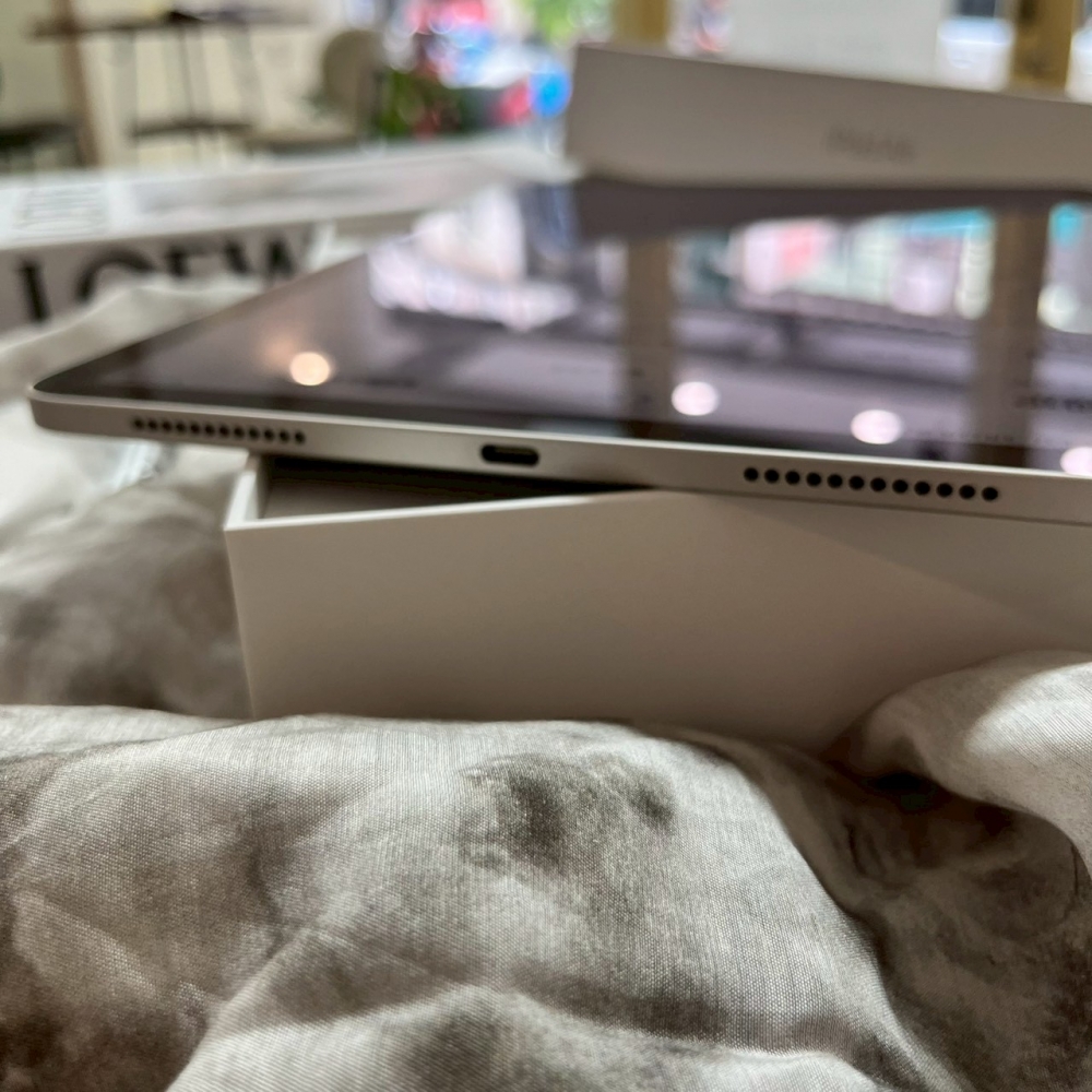 鹽行 iPad Air M2 128G Wifi版 銀色*GGHX6(店家保固)