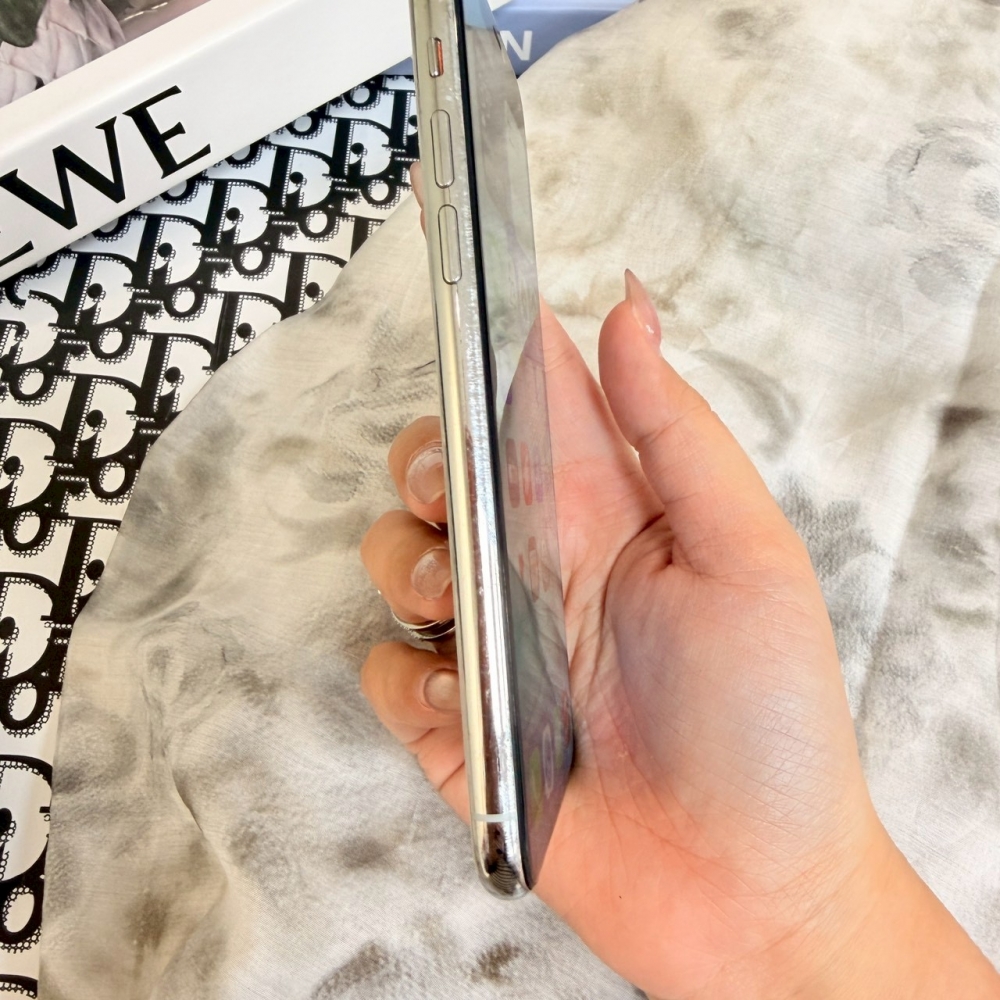 鹽行 iPhone11Pro 64G 銀色#53791(店家保固)