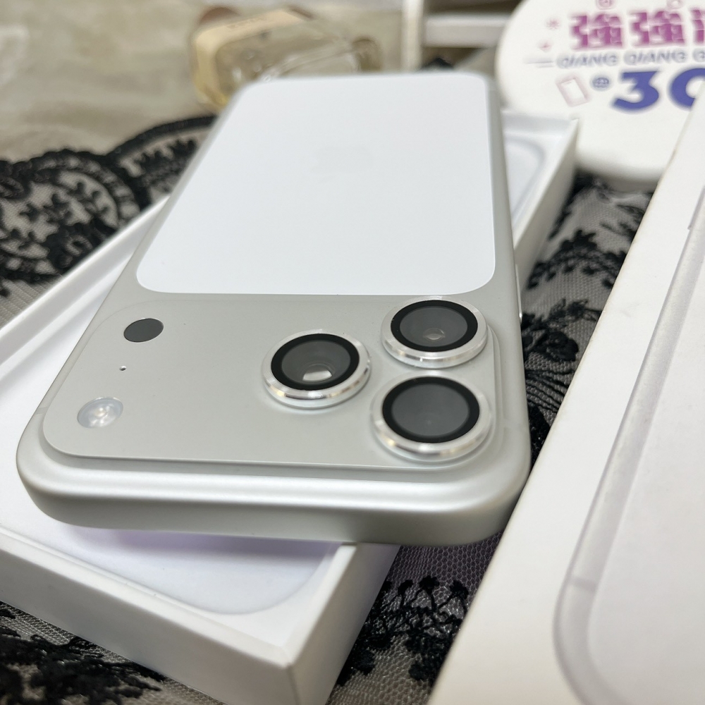 佳里-二手 iPhone17 Pro Max 256G 銀色 #76099（原廠保固）