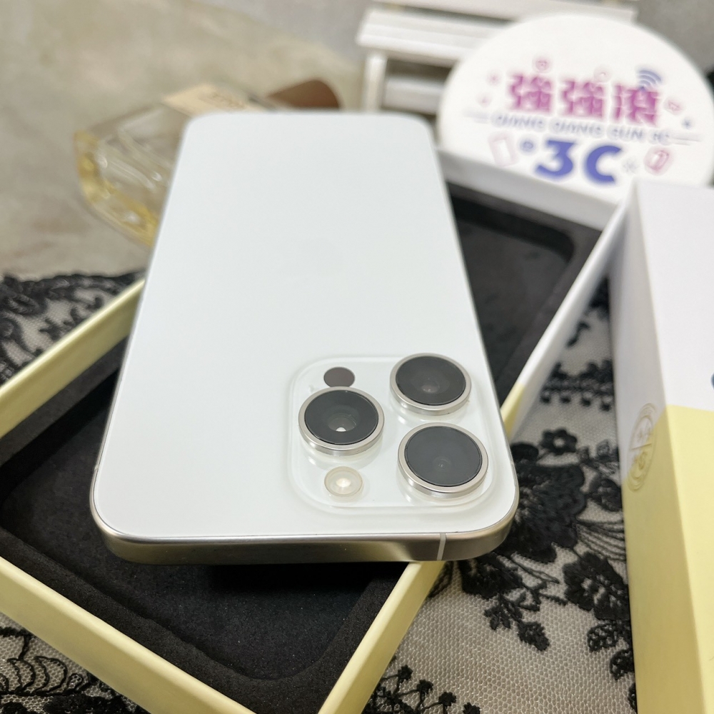 佳里-二手 iPhone15 Pro Max 256G 白色 #88619（店家保固365天）