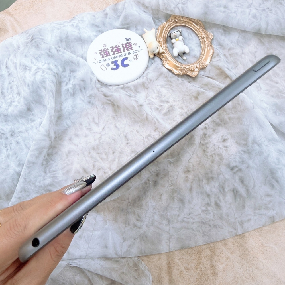 歸仁-二手iPad 9 64G 灰色＃WGW4M（店保30天）