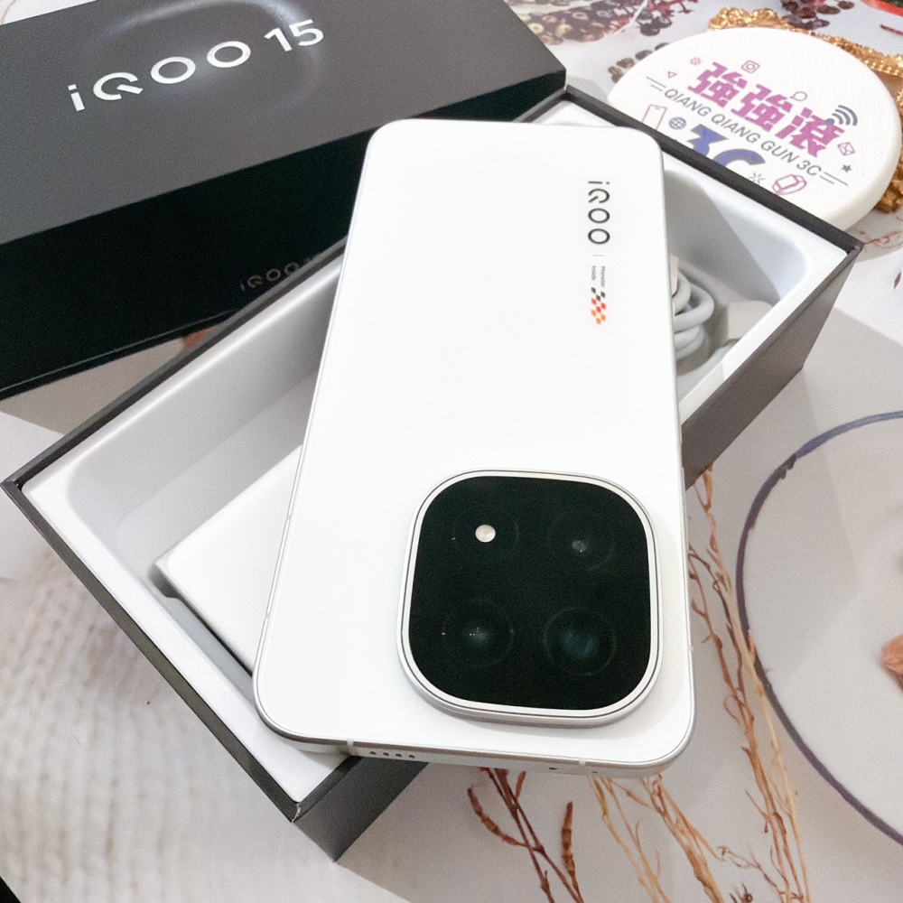 二手 iQOO 15 16+256G 白*95351（原廠保固）