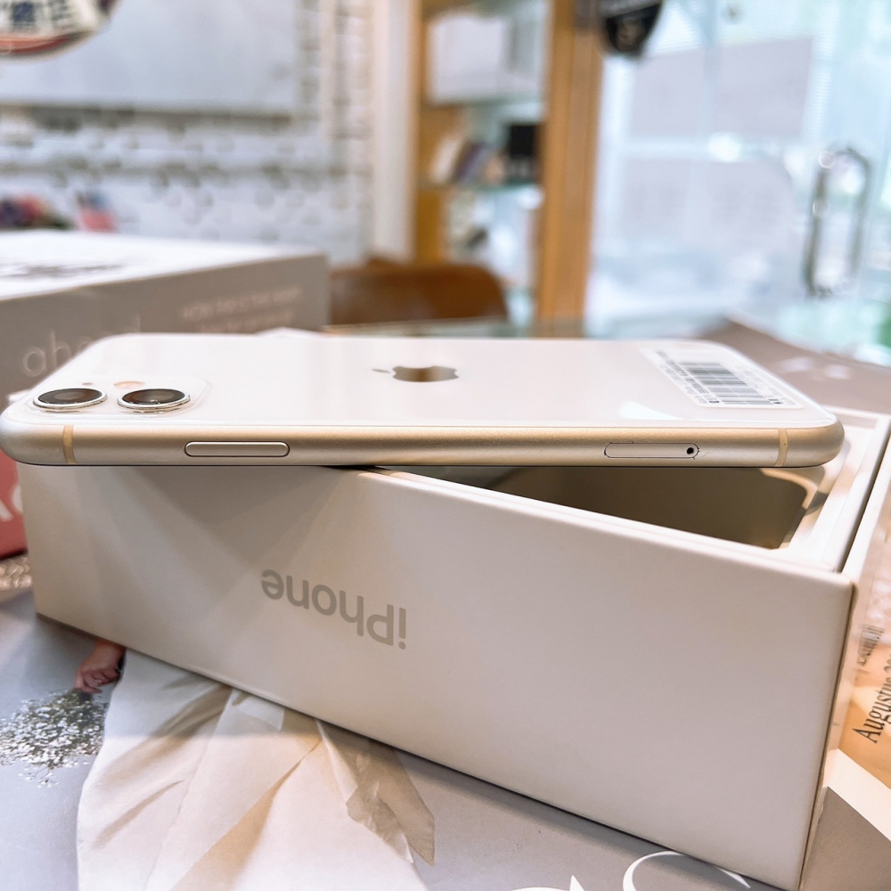 二手 iPhone11 128G 白色*46527（店家保固）