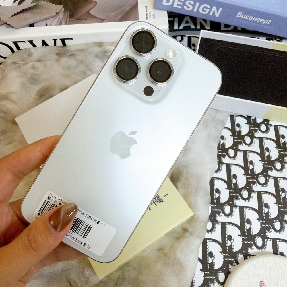 鹽行-二手 15pro  256G 白色#94025（店家保固365天）