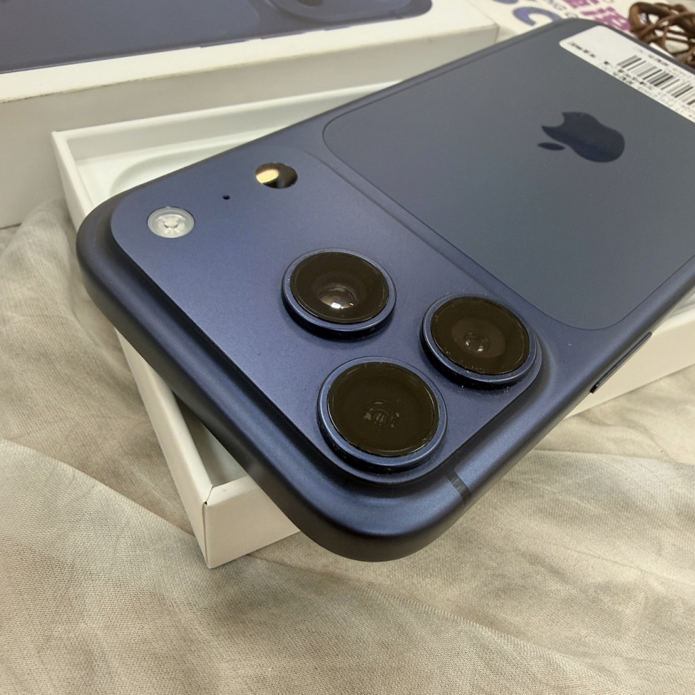 歸仁-二手iPhone 17 pro 256G 藍色#16642(原廠保內)