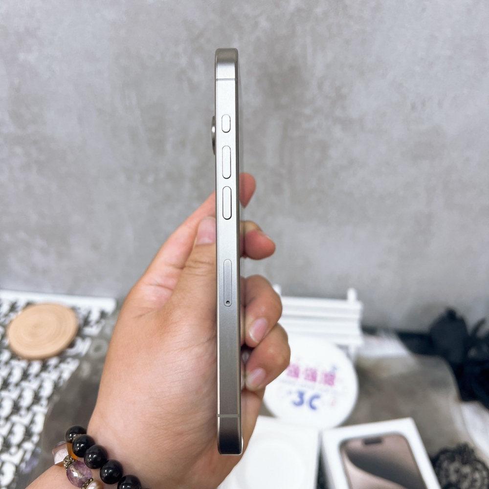 佳里-二手iPhone15 Pro 256G 原色 #25881(店保365天)