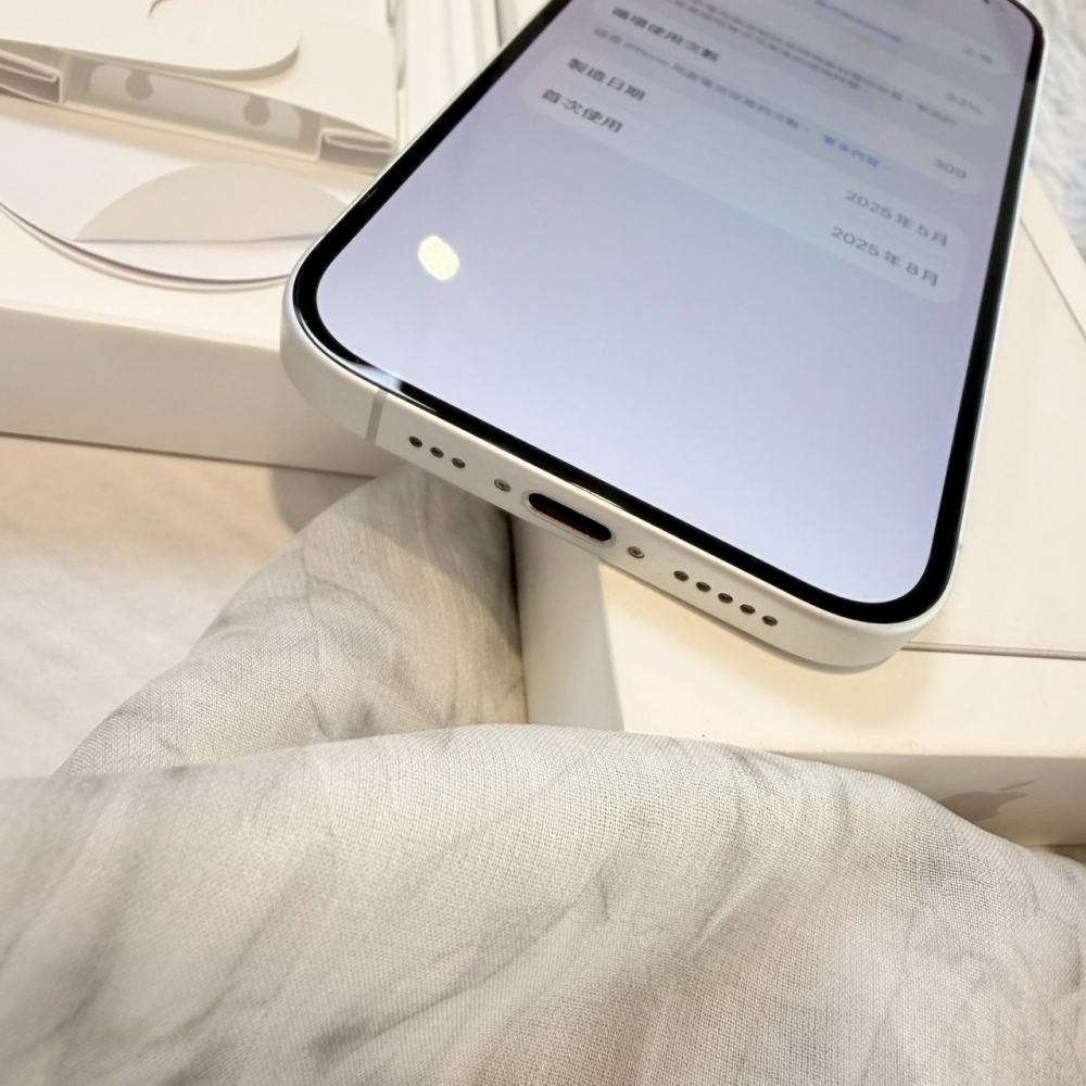 二手 iPhone16 256G 白色*34516(原廠保固)
