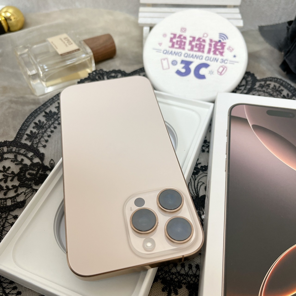 佳里-二手IPHONE 16 ProMax 256G 金色 #87602（店家保固365）