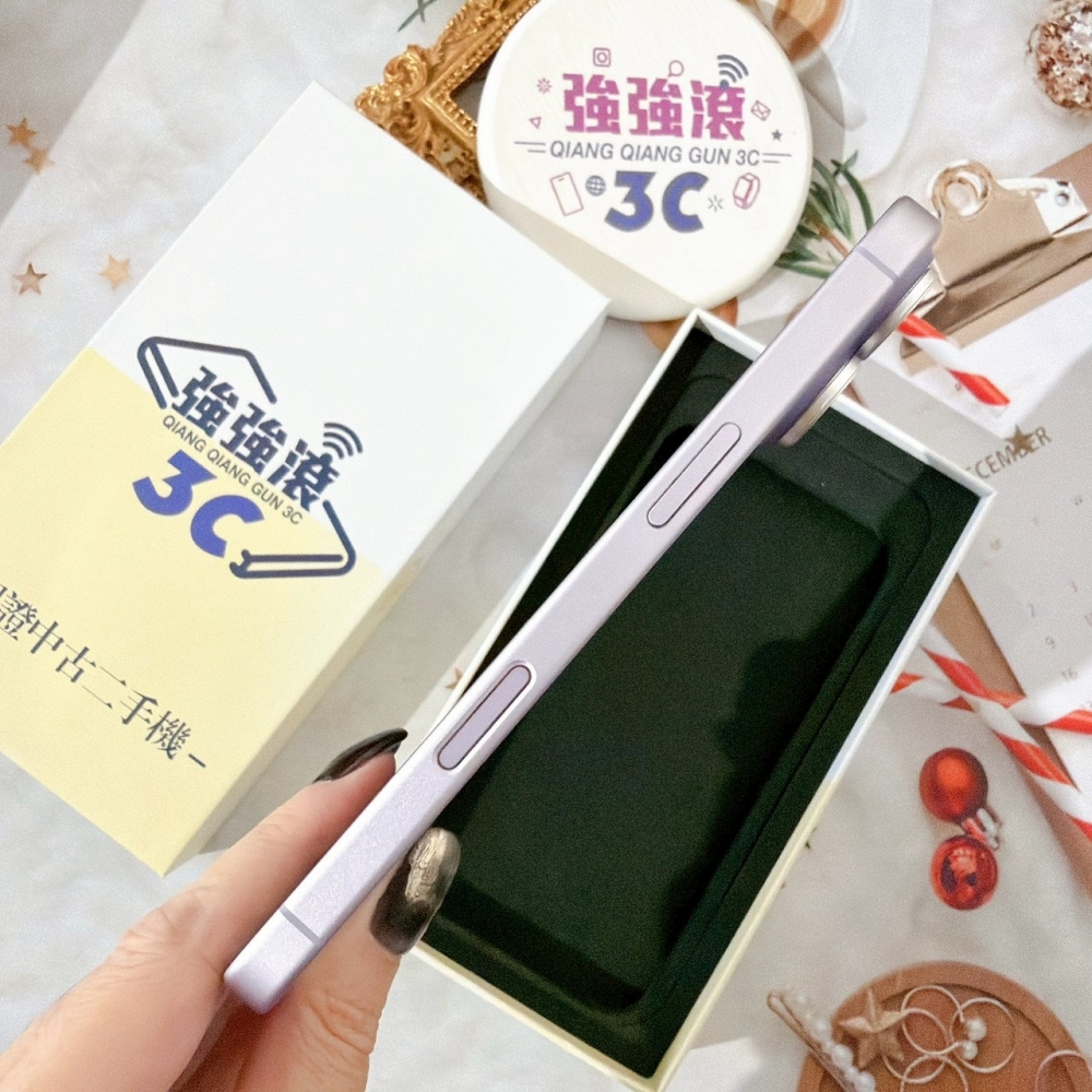 善化-二手17 256G 紫色*13426（原廠保內）